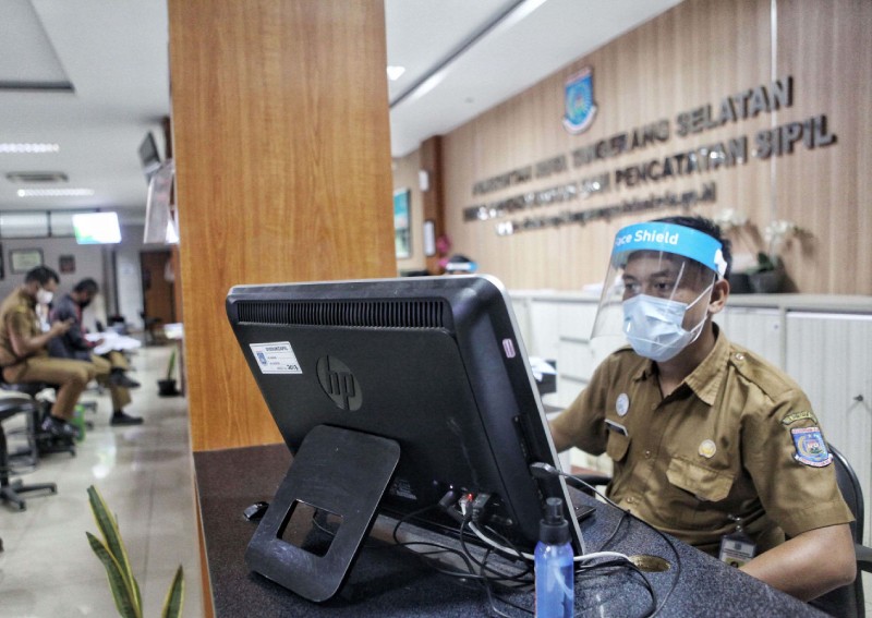 Indonesia warns unemployment to spike due to coronavirus pandemic