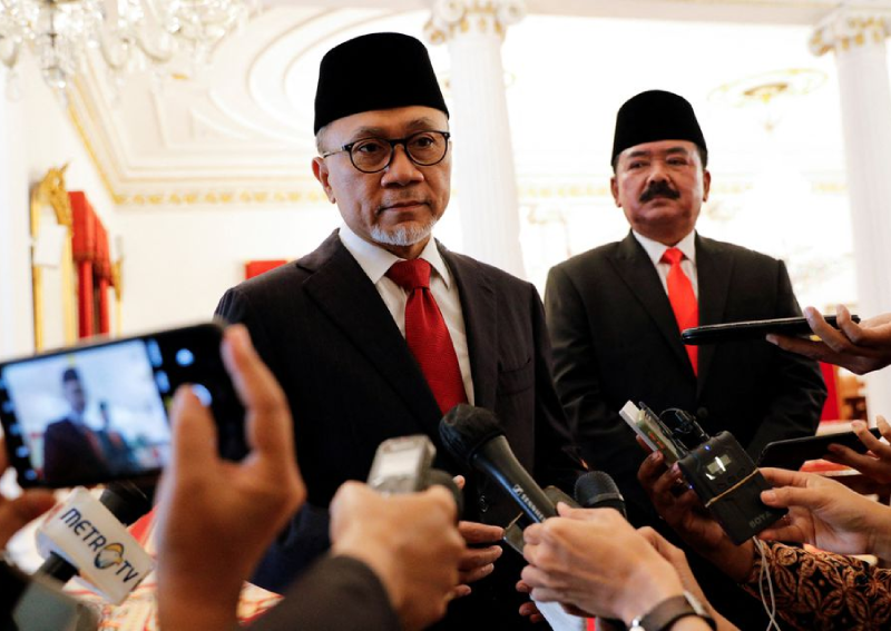 Indonesian president sacks trade minister after palm oil export uproar