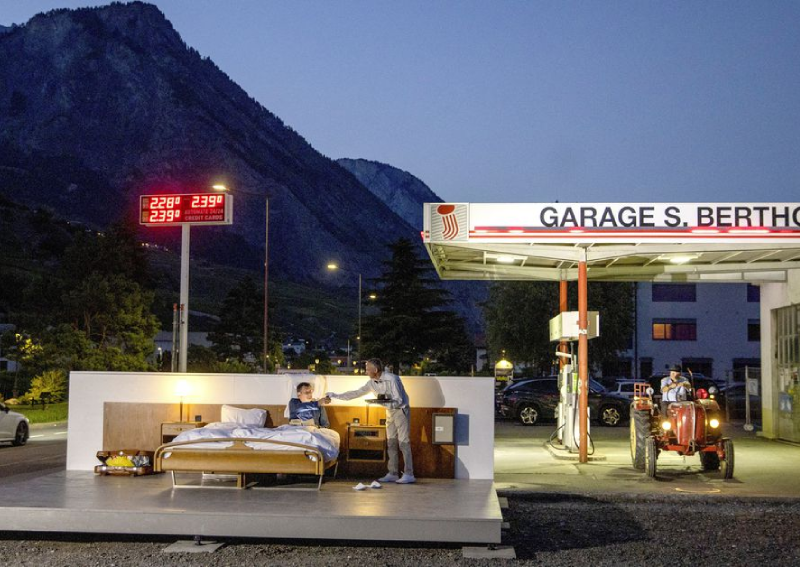 Swiss 'zero star hotel' offers sleepless nights to ponder world's crises