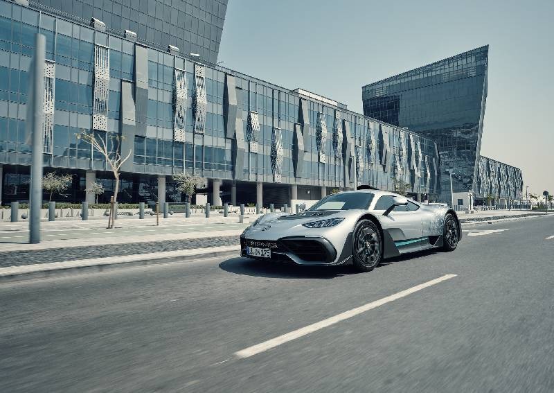 Why race car engines do not work in road cars