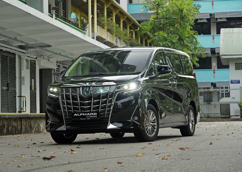 2022 Toyota Alphard Hybrid review: Electrification tech that delivers