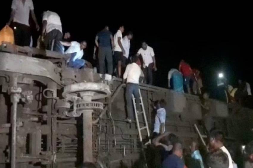 At least 207 dead, 900 injured in massive train crash in Odisha, India