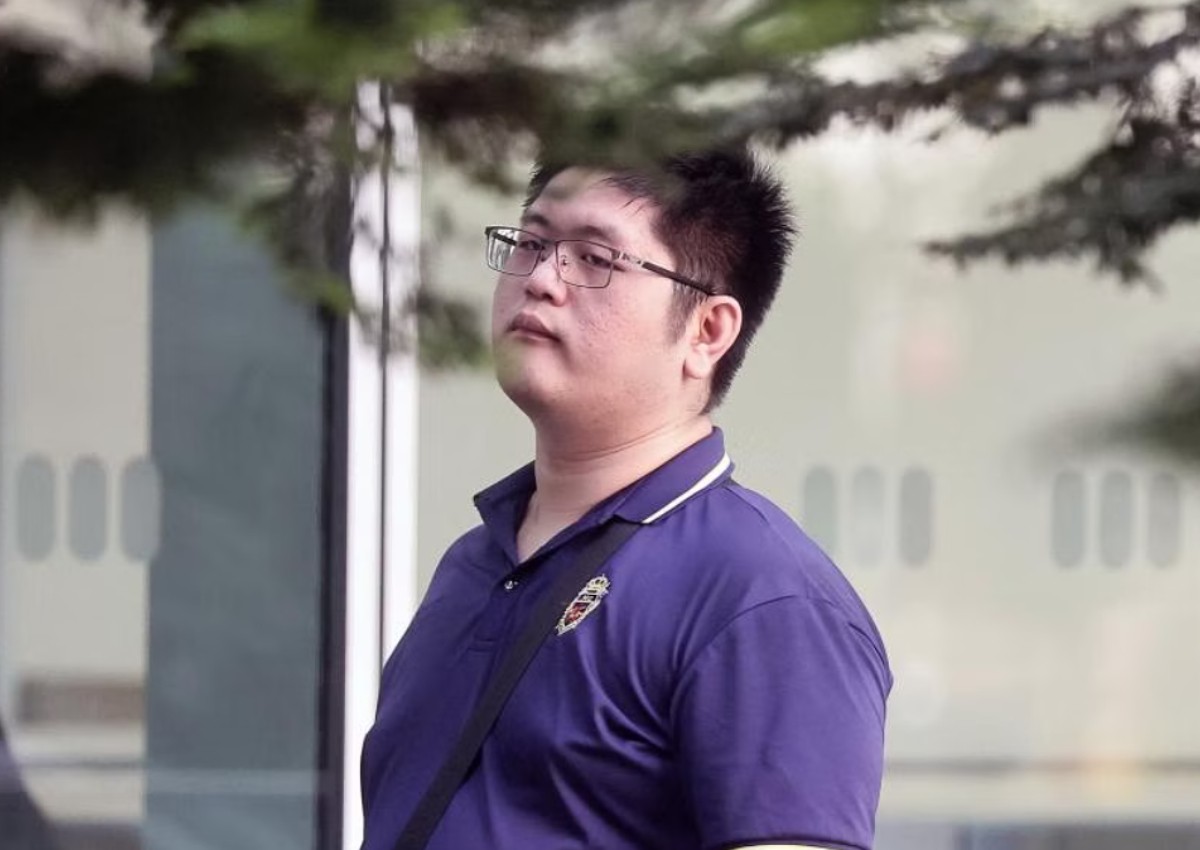 Man fined for squirting mixture of urine and flour onto woman's dress to try to chat her up