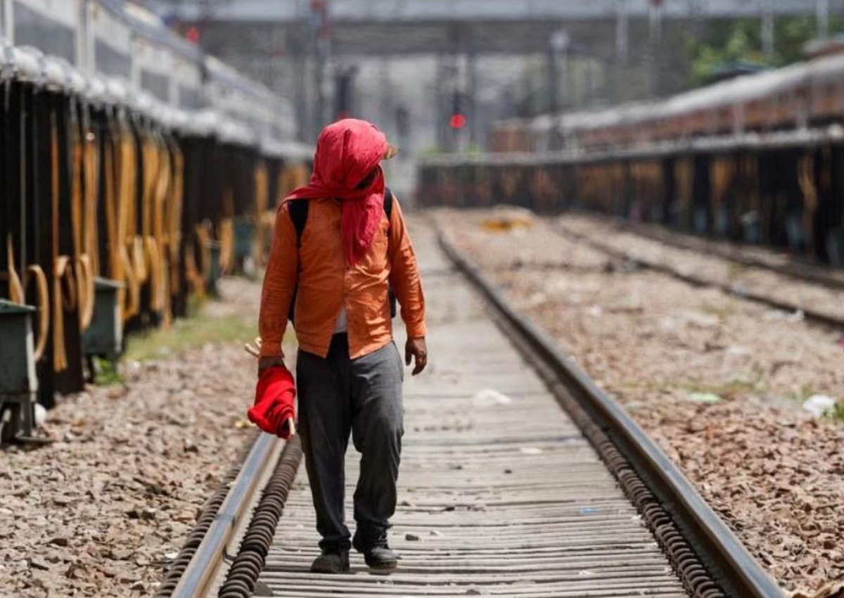 Extreme heat kills hundreds, millions more sweltering worldwide as summer begins