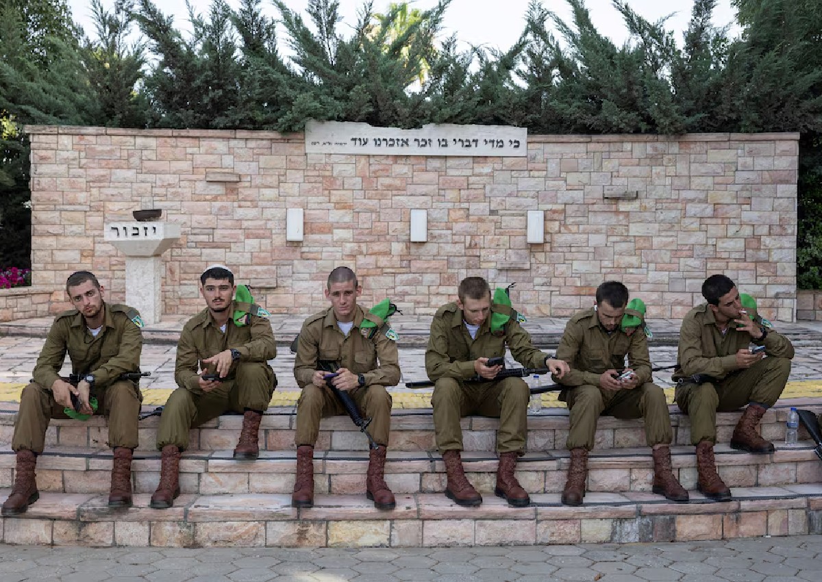 Netanyahu denounces tactical pauses in Gaza fighting to get in aid