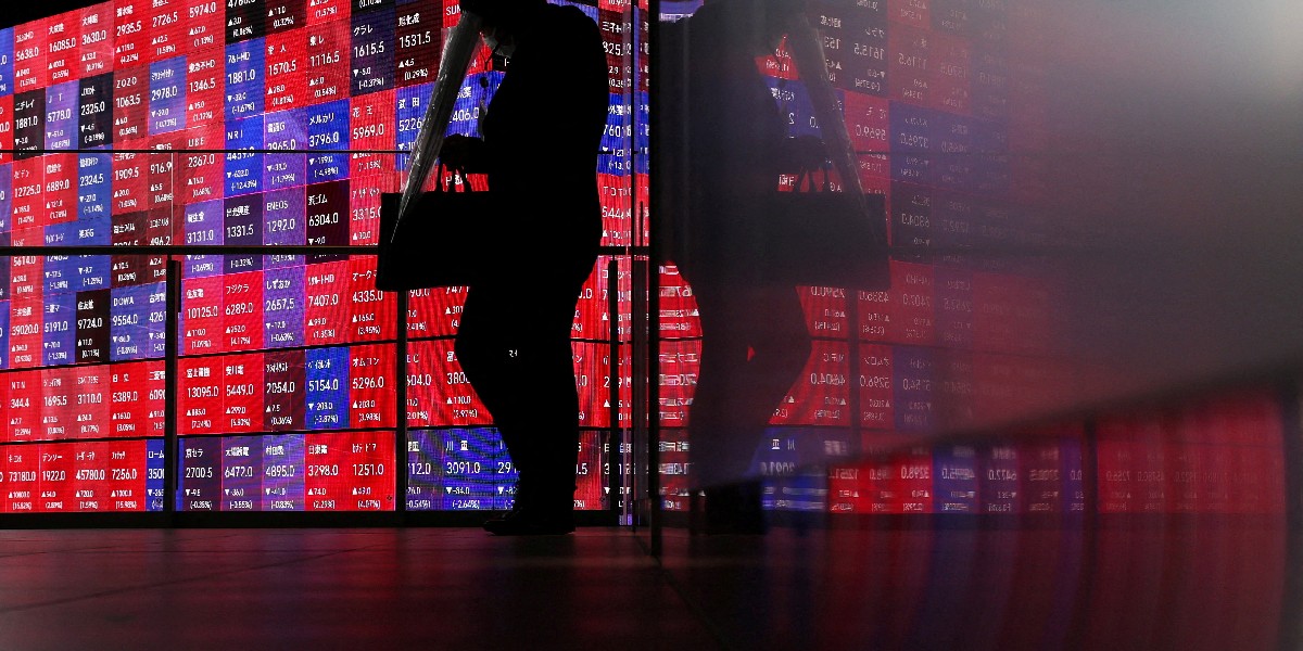 Asia stocks count on AI boom to offset Gulf risks