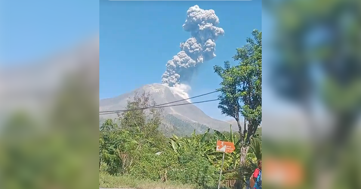 Indonesia shuts local airport as Mount Lewotobi Laki-Laki erupts again