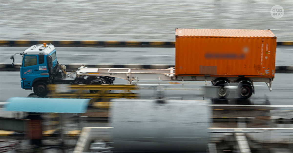 Police clamp down on 67 lorry owners for failing to comply with speed limiter requirement