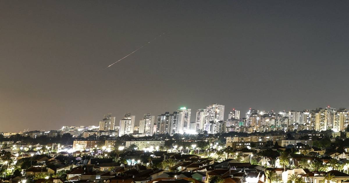 Trump says he will press Israel to hold back after Iran retaliates for Beirut attack