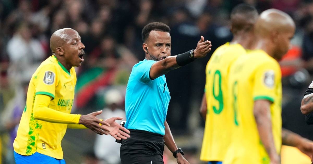 Somali referee won't officiate in World Cup after being denied entry into the US