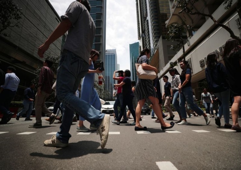 Civil Service Singapore: Pros and cons of working for Singapore