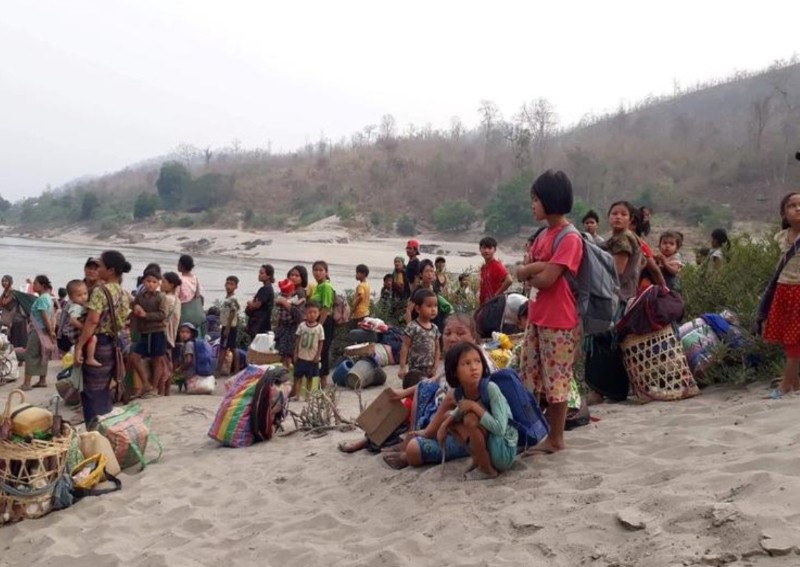 Thailand denies forcing back Myanmar refugees blocked at border