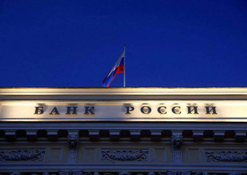 Singapore imposes sanctions on 4 Russian banks; export of certain goods also banned