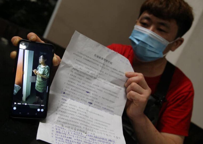 Landlord from hell? Tenants of Sengkang flat claim she monitors their movements, limits shower time to 5 minutes