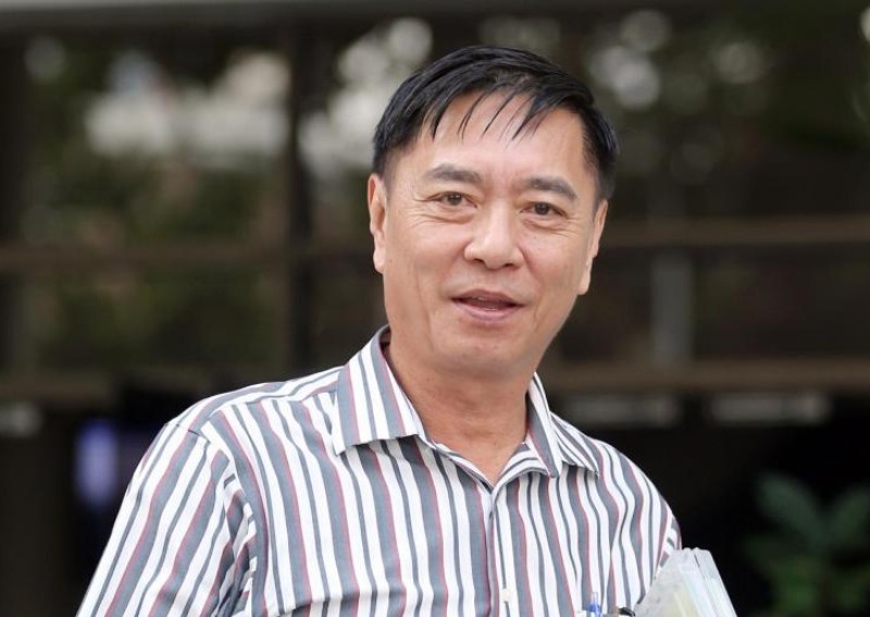 Former actor Huang Yiliang given conditional warning for his charge in 2018 where he was said to have repeatedly hit a man's head