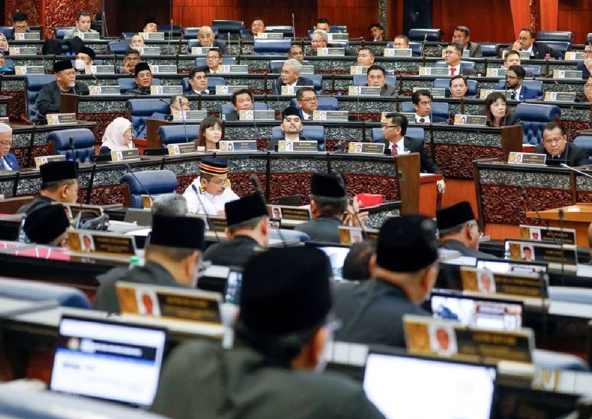 Malaysia's ex-PM Muhyiddin summoned to anti-graft agency