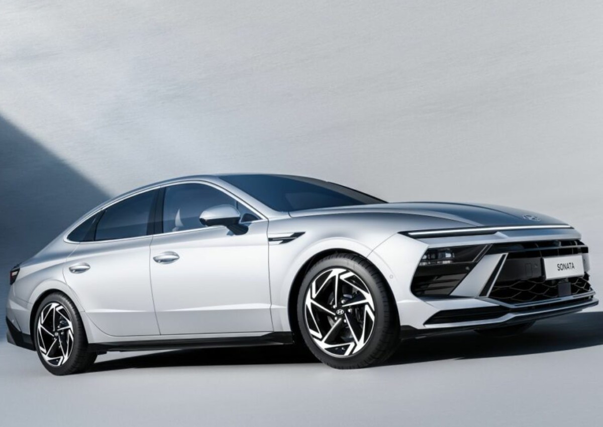 Sportier and sleeker look: Redesigned Hyundai Sonata revealed