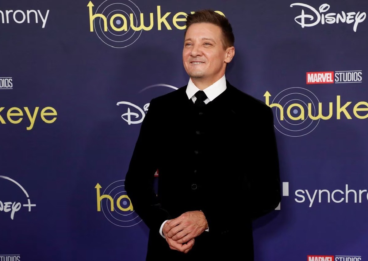 Jeremy Renner says he broke over 30 bones in snowplough accident