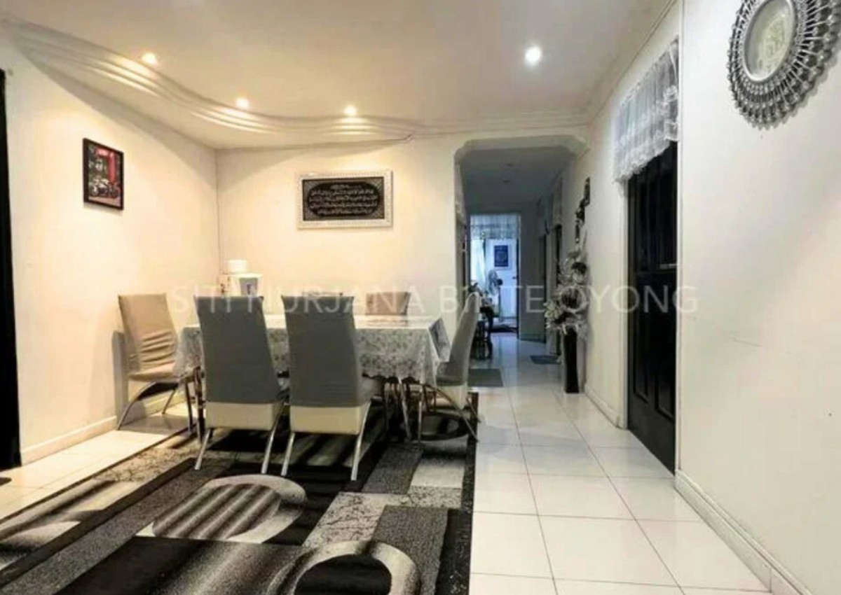 Cheapest and largest HDB units in Singapore within 9-min walk to MRT stations (from $550k)