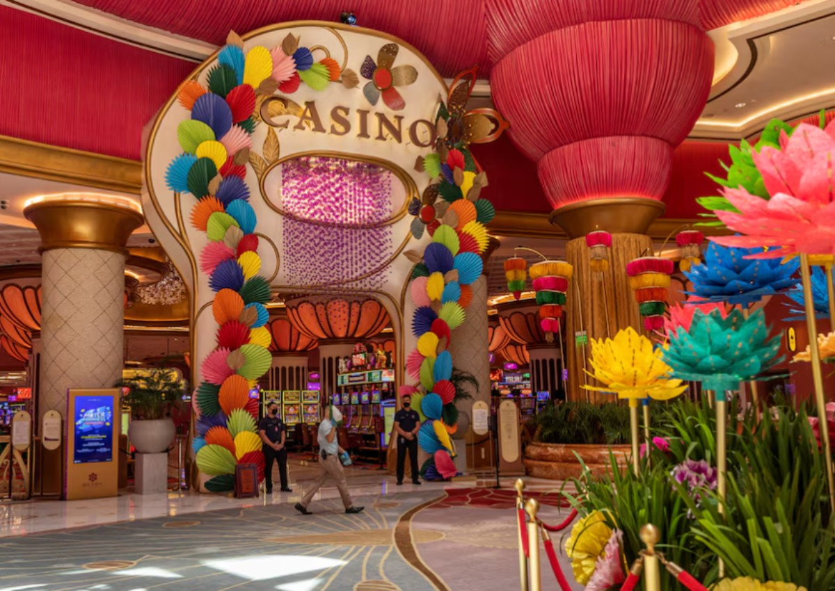 Philippines sees up to $8b of investments in casino sector in next 5 years