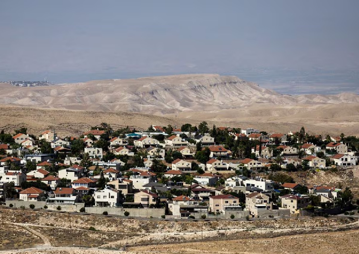 Israeli settlements expand by record amount, UN rights chief says