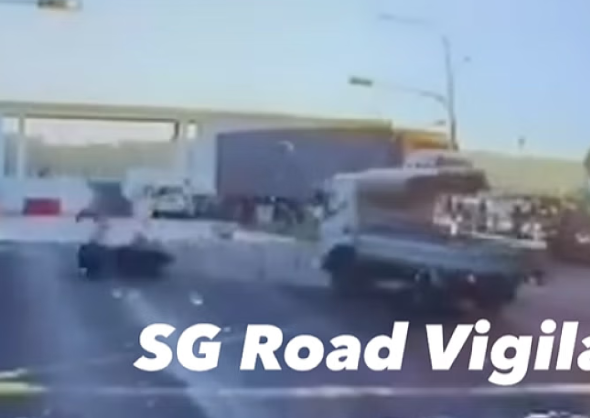 Motorcyclist dies after crashing into lorry in Tuas; lorry driver arrested