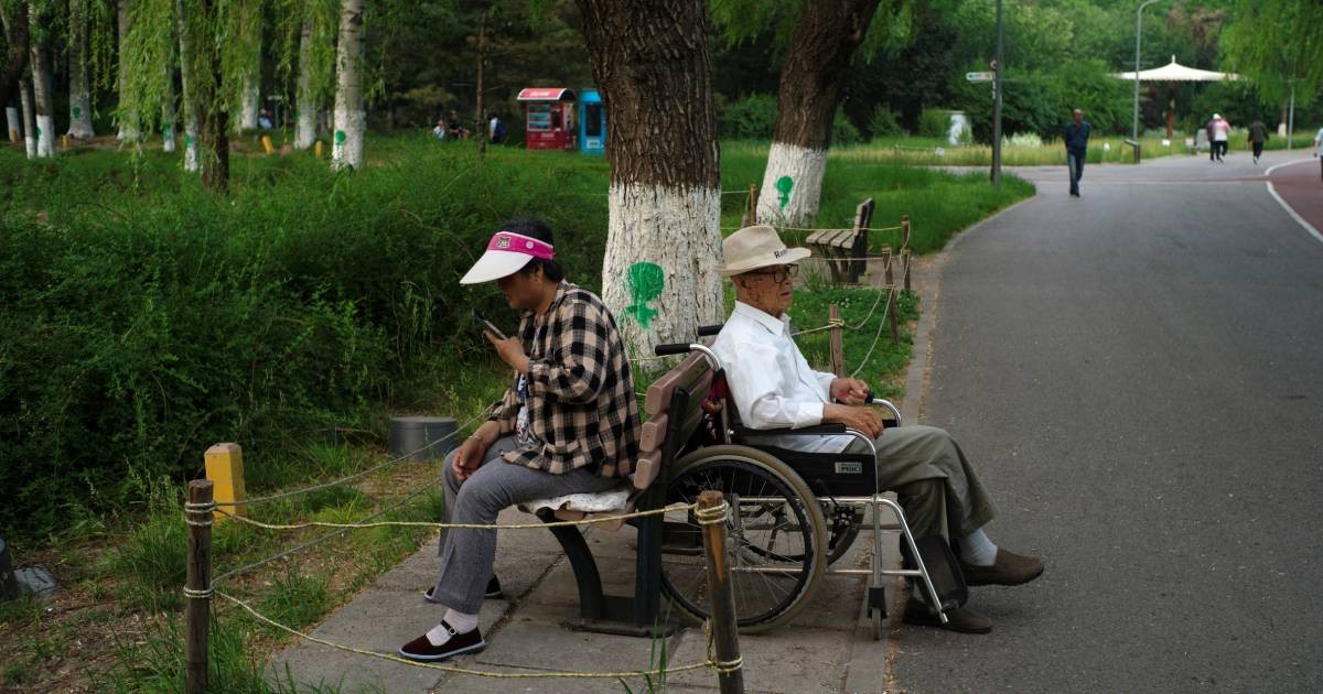 China to adopt policies for ageing population, try to boost birth rates