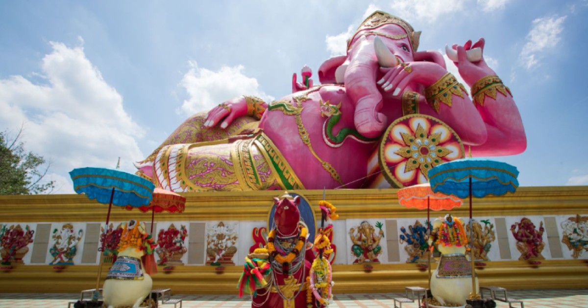 Famous temple in Thailand running out of fuel for cremations