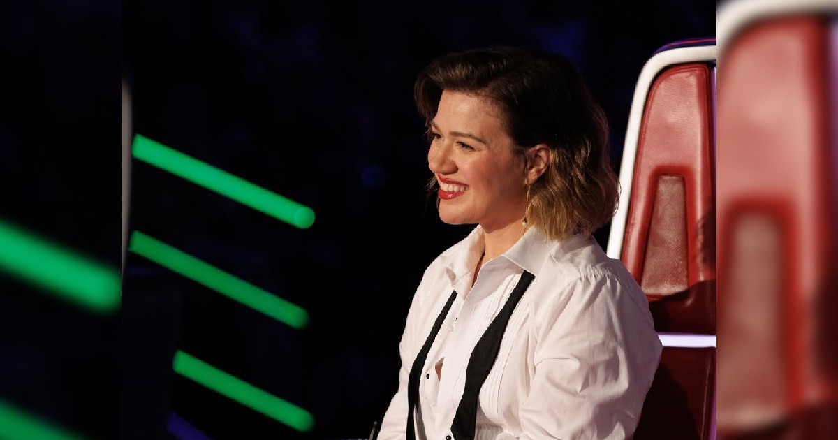 Kelly Clarkson claims she never received promised car prize after winning American Idol