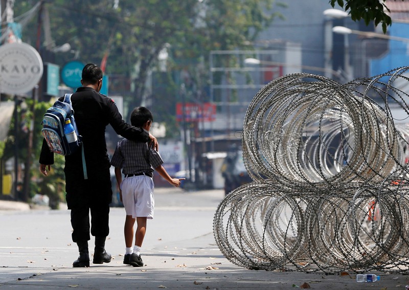 6 killed in clashes between police and Islamists at Indonesia jail: Officials