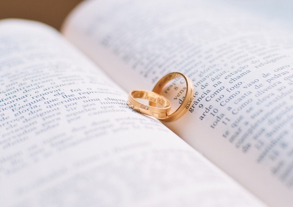 7 budget-conscious ways to score that dream engagement ring