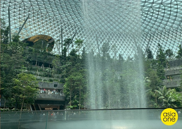 The ultimate guide to eating around the world at Jewel Changi airport