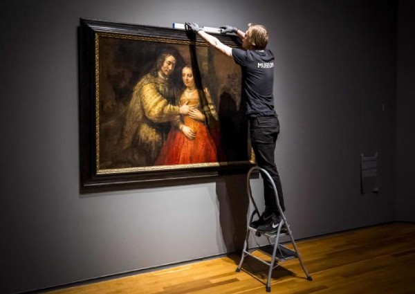 Historic show marks 350 years of Rembrandt, the 'first Instagrammer'