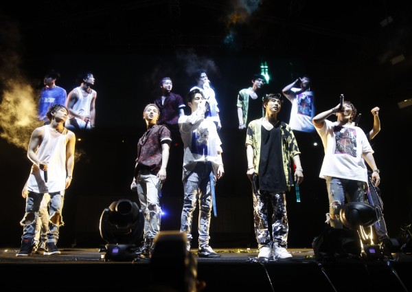 K-pop group iKON steals the spotlight at Skechers Sundown Festival 2019