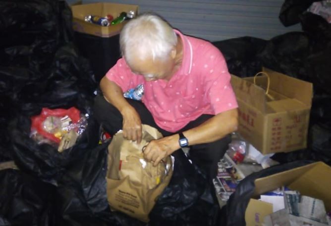 GrabFood deliveryman praised for giving cancelled order to 76-year-old uncle at Serangoon Central