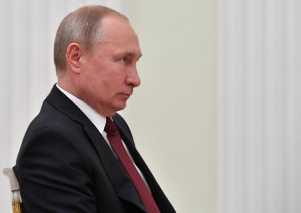 Putin: We'll target US if Washington deploys missiles in Europe