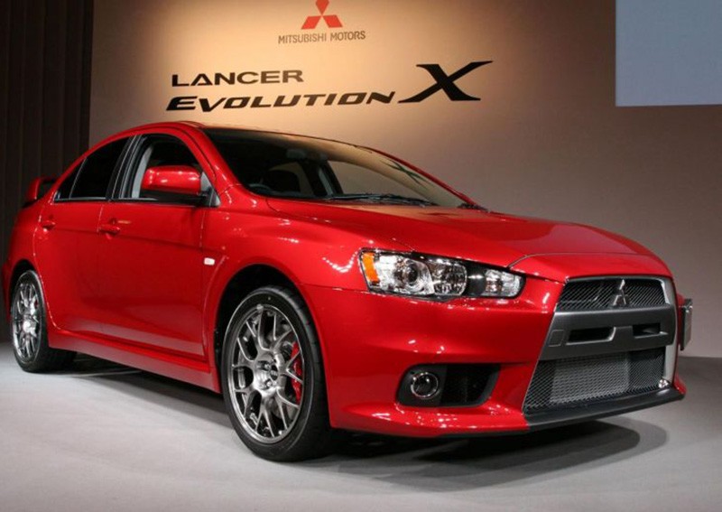 Two men driving at 180kmh on CTE jailed for rash driving