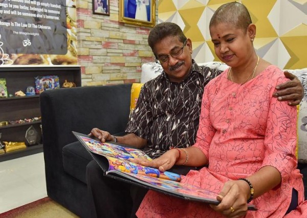 Husband saves wife's life by donating his kidney to her