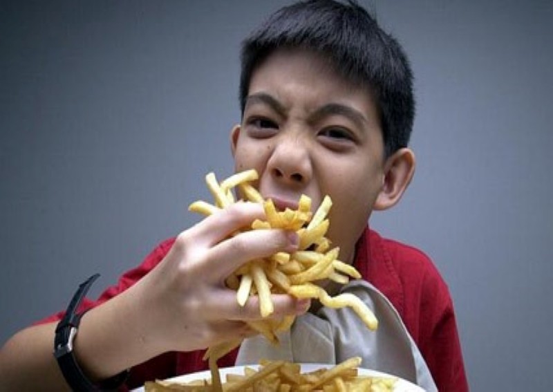 Woman shares a clever viral hack that stops her kids from eating junk