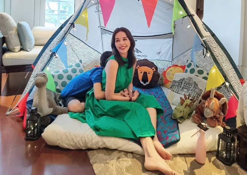 'I love you with all my heart': How stars Zoe Tay, Chen Xiuhuan, JJ Lin, and more celebrated Mother's Day