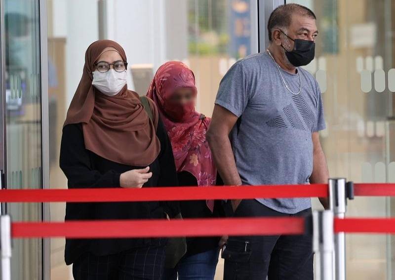 Maid loses 5 fingers after meat grinder accident in Joo Chiat bakery