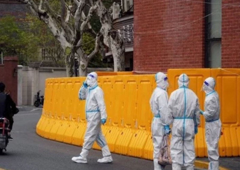 North Korea's fever cases under 200,000 for second day amid silence on aid offer