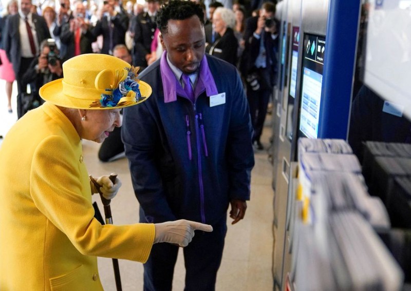 London's $33 billion Elizabeth line Crossrail finally opens