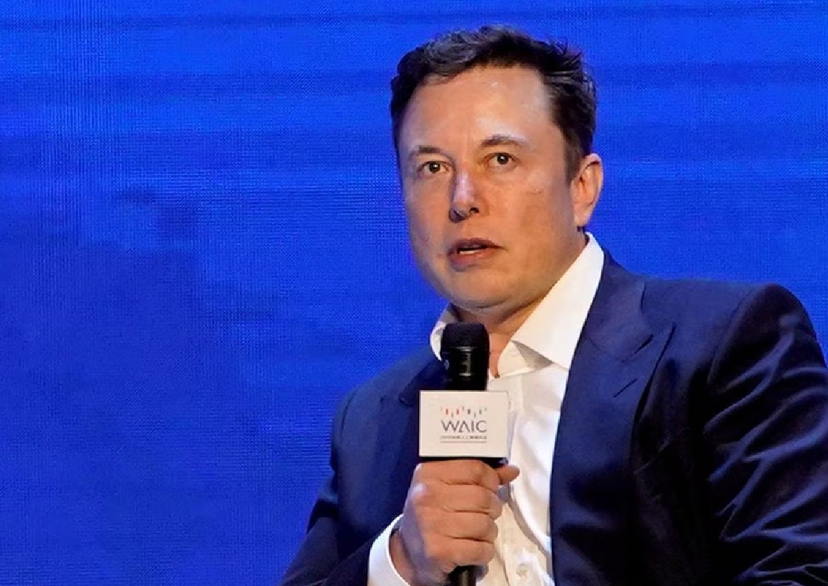 Musk tells Tesla staff he must approve all hiring: The Information