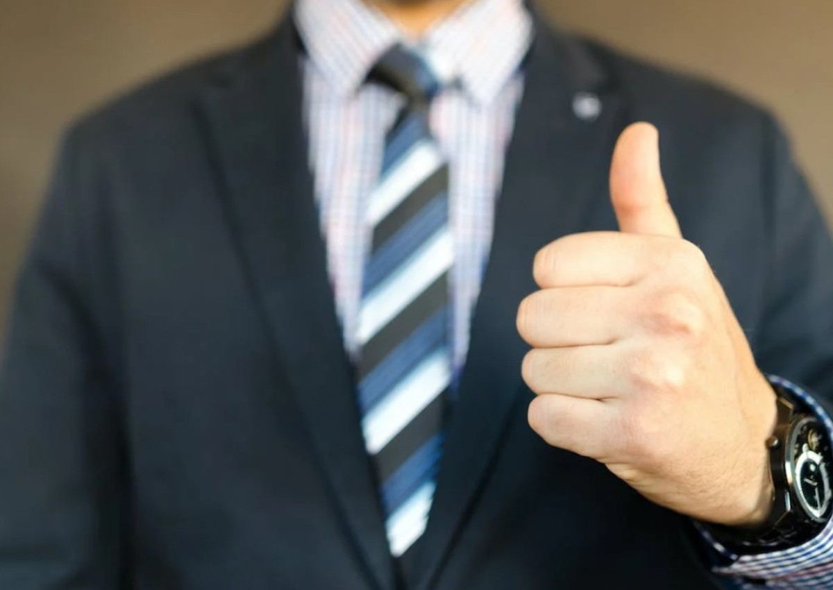 Highest paying jobs in Singapore 2023: Which industries pay 6-figure salaries?