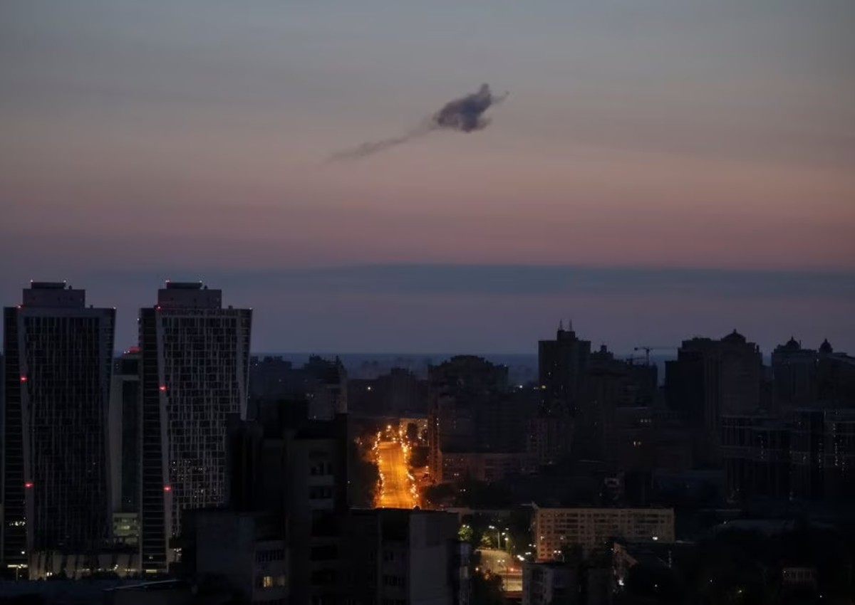 Ukrainians celebrate Kyiv Day despite largest drone attack by Russia