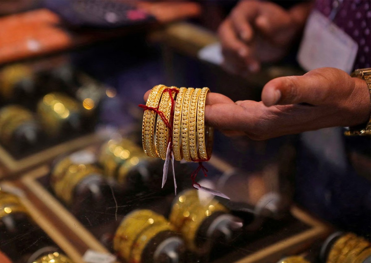 Temasek considers investing $133m in Indian jeweller BlueStone
