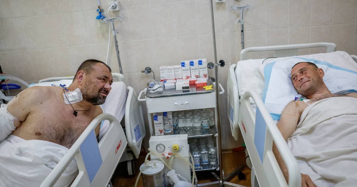 Amid diplomatic flurry, Ukrainian hospital treating war-wounded yearns for peace