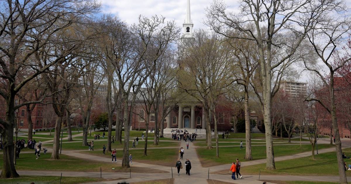 Trump administration blocks Harvard from enrolling foreign students, threatens broader crackdown 