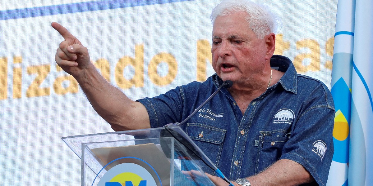 Panama's ex-president Martinelli departs for asylum in Colombia